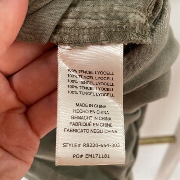 Anthropologie Cloth & Stone Burlingame Wrap V-Neck Romper Olive Green Size S - Picture 8 of 8